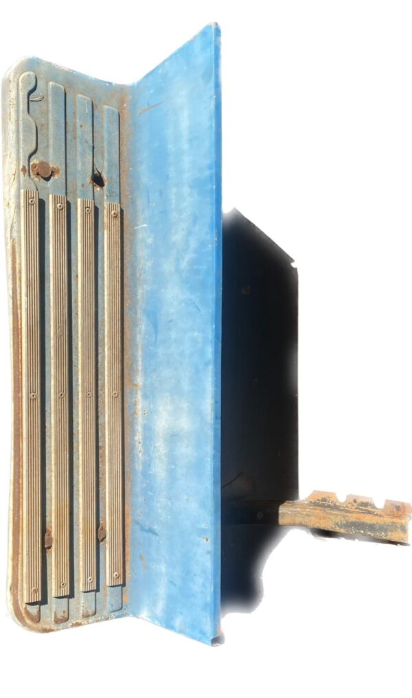 Estribo esquerdo Ford Sapao F600 F7000  F11000 F12000 F13000 Original