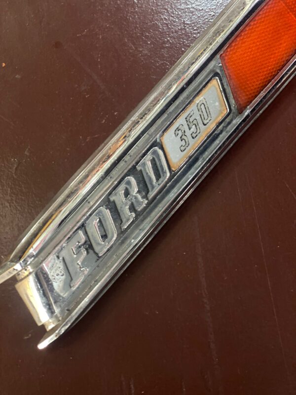 Emblema Capô Ford F-350 72 à 79 Original Usado – Par - Imagem 6
