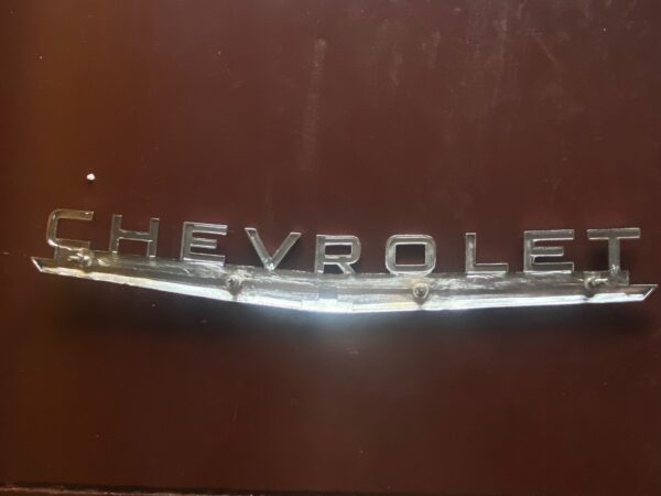 Emblema Chevrolet Bico Capô C-14 C-15 Novo - Imagem 3