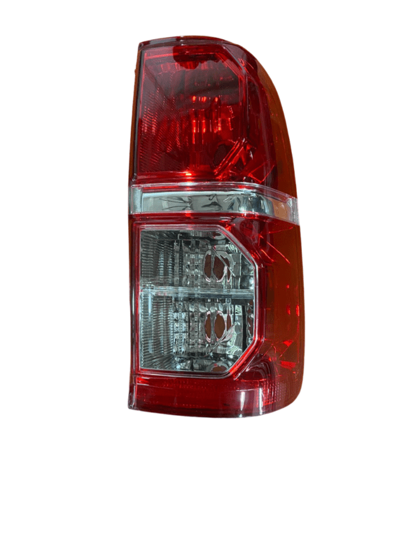 Lanterna traseira Hilux 2012 em diante com friso L.D