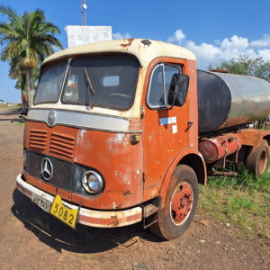 Caminhão Mercedes LP321 Cara Chata 1959